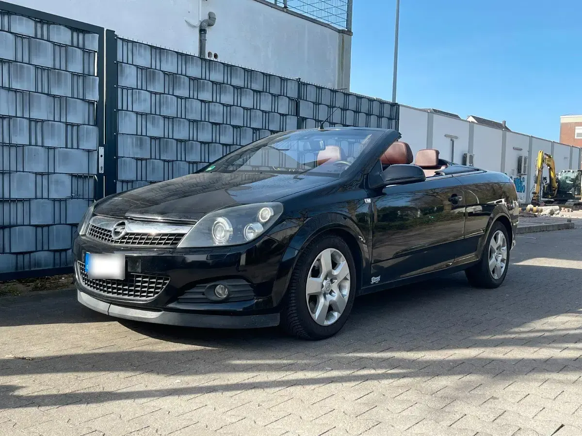 Gebraucht Opel Astra 200 PS (147 kW) 2008 Schwarz Cabrio