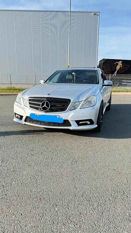 Silber Gebraucht 2010 Mercedes 350 Limousine | 10.000 € (Fairer Preis) - Bild 1/4