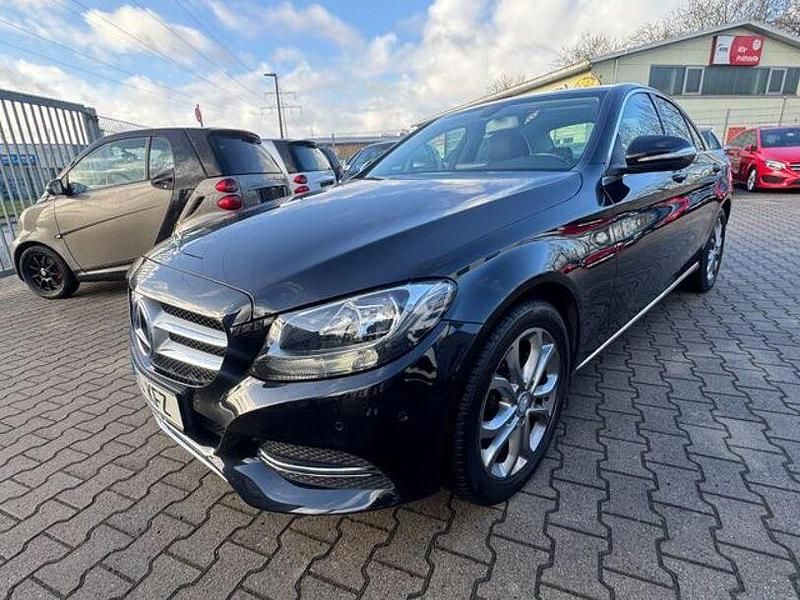 Gebraucht Mercedes C180 156 PS (114 kW) 2014 Schwarz Limousine
