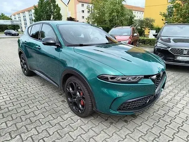 Gebraucht Alfa Romeo Tonale Veloce 160 PS (117 kW) 2023 Grün SUV