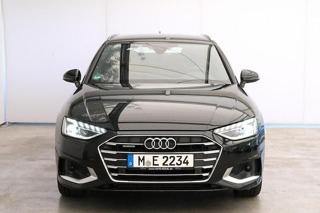 Gebraucht Audi A4 Ambiente 204 PS (150 kW) 2021 Schwarz metallic Kombi