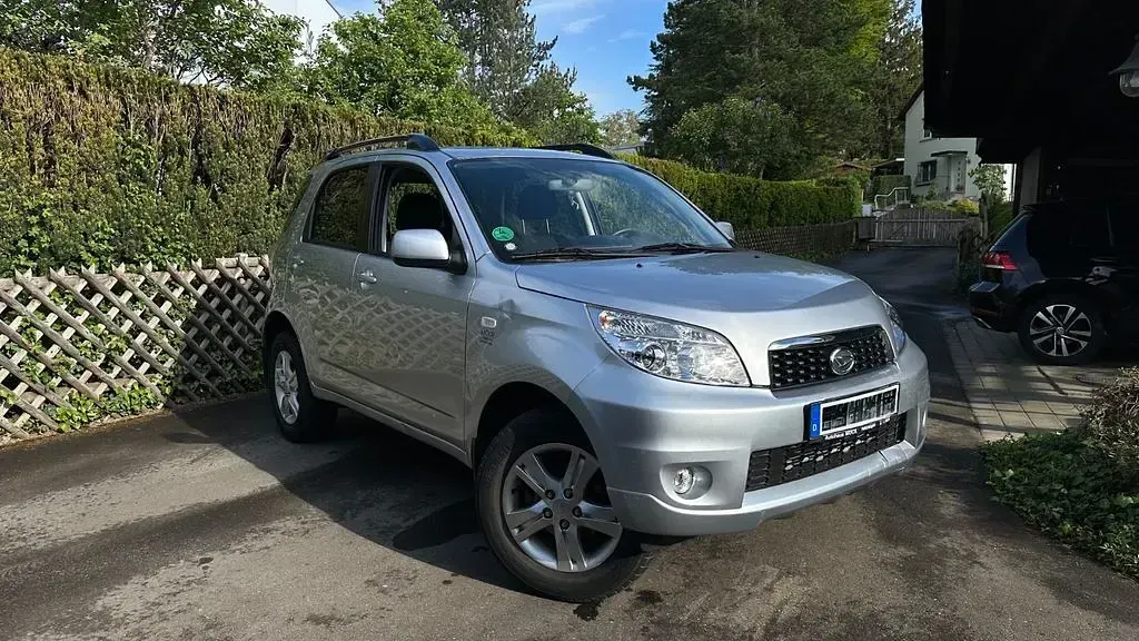 Gebraucht Daihatsu Terios 105 PS (77 kW) 2010 Silber SUV