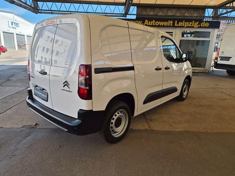 Gebraucht Citroën Berlingo 110 PS (80 kW) 2022 Weiß Van / Kleinbus