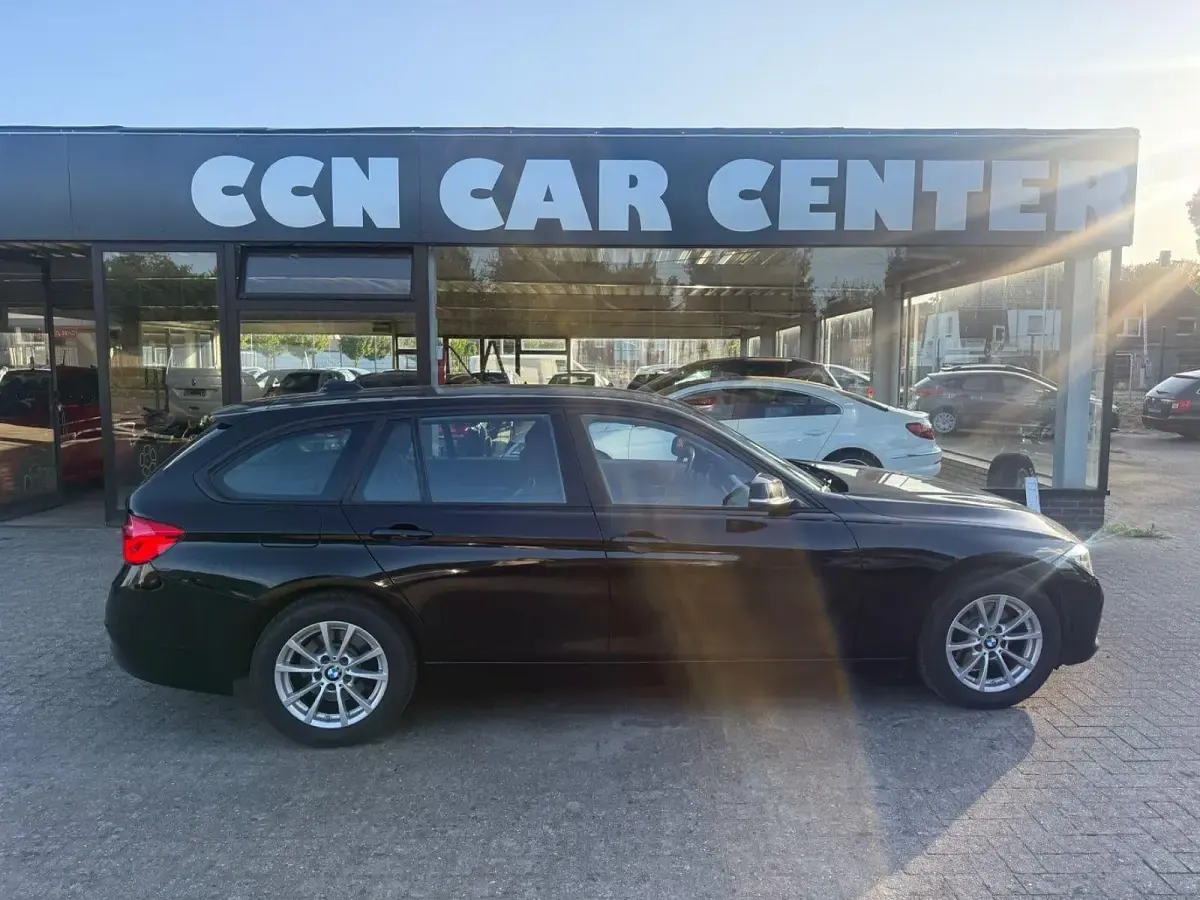 Gebraucht BMW 320 190 PS (139 kW) 2016 Schwarz Kombi