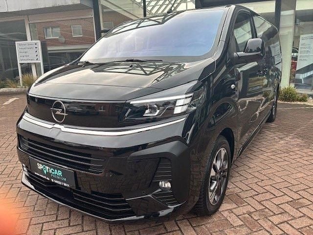 Schwarz Gebraucht 2024 Opel Zafira Life Edition Van | 36.950 € (Superpreis) - Bild 1/4