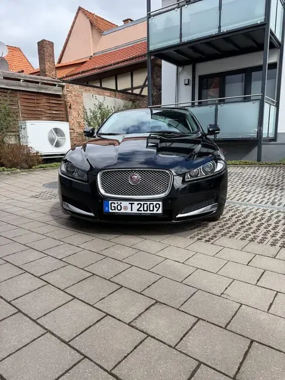Gebraucht Jaguar XF 200 PS (147 kW) 2014 Schwarz Limousine