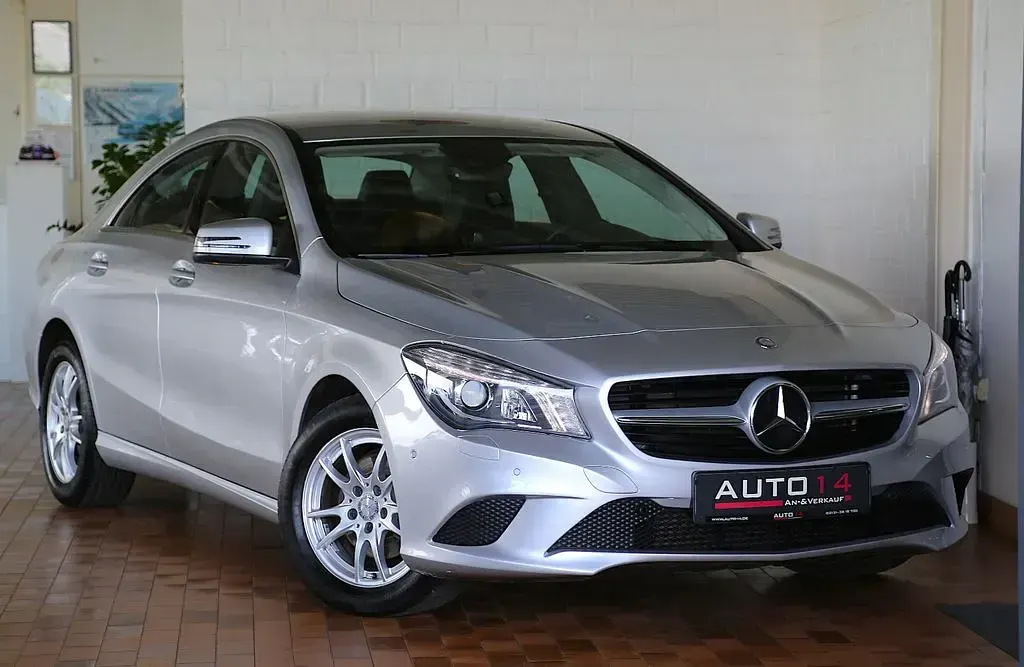 Gebraucht Mercedes CLA180 122 PS (89 kW) 2013 Silber Limousine