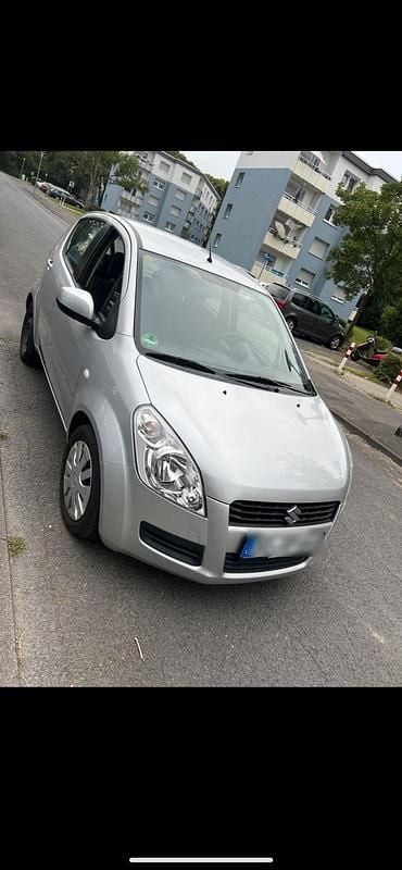 Silber Gebraucht 2009 Suzuki Splash Kleinwagen | 2.950 € (Superpreis) - Bild 1/4