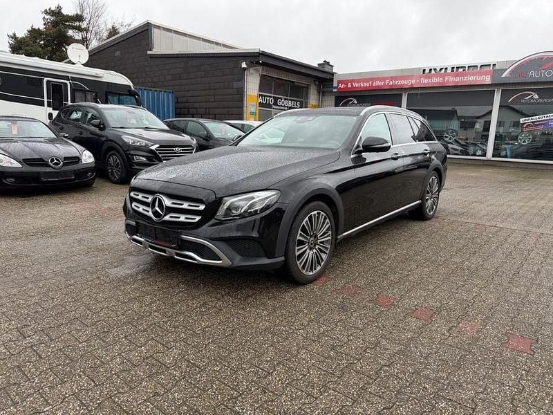 Gebraucht Mercedes E220 All-Terrain 194 PS (142 kW) 2017 Schwarz Kombi