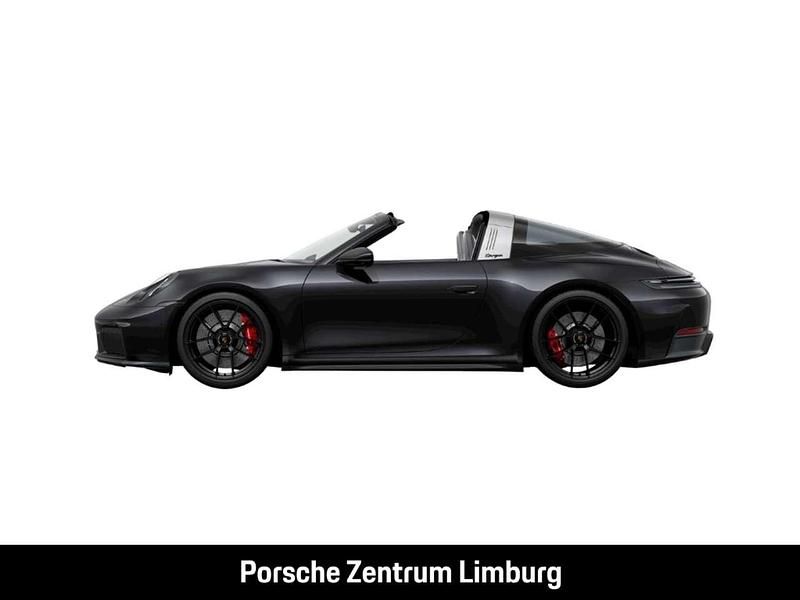 Gebraucht Porsche 992 541 PS (397 kW) 2026 Tiefschwarzmetallic Coupé