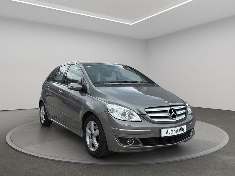 Gebraucht Mercedes B200 193 PS (141 kW) 2006 Grau Van / Kleinbus