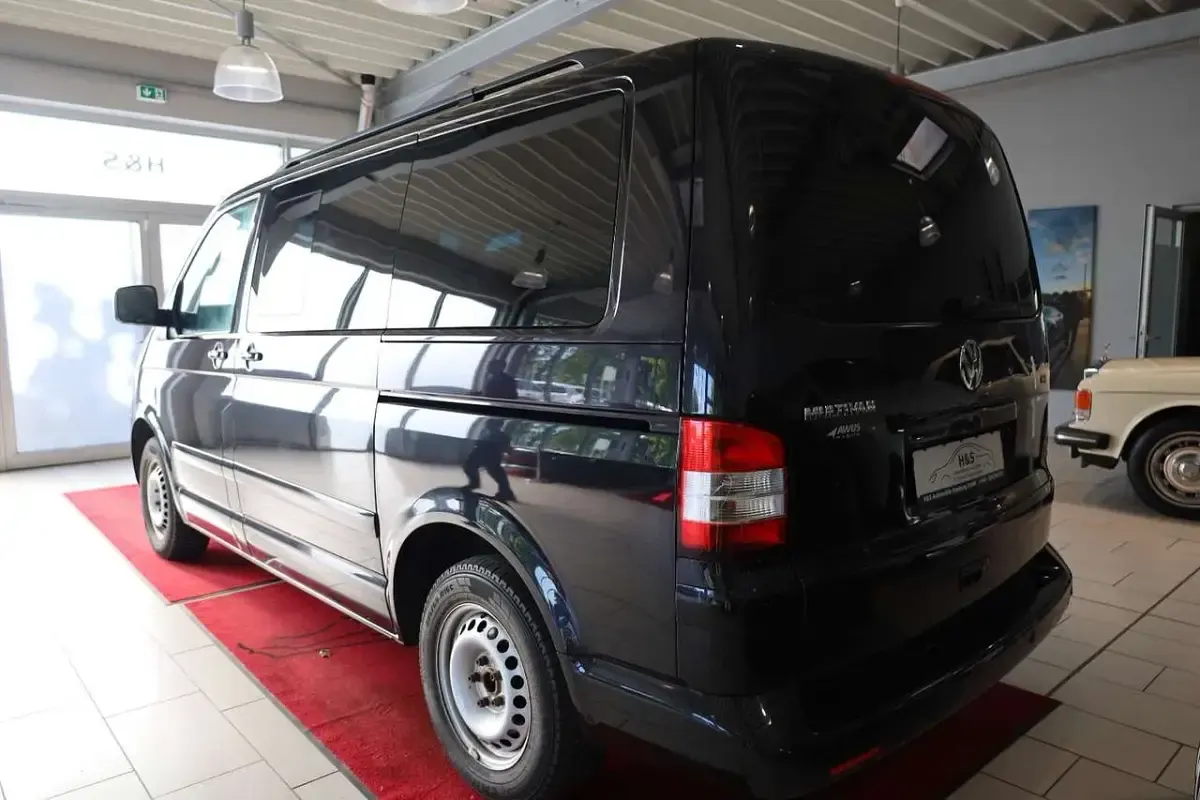 Occasion VW Multivan Highline 174 ch (127 kW) 2009 Noir Monospace
