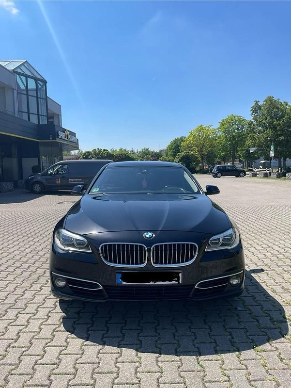 Gebraucht BMW 535 Luxury Line 313 PS (230 kW) 2013 Schwarz Kombi