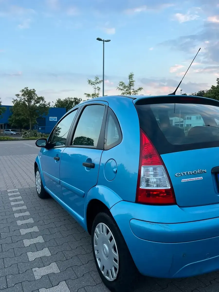 Gebraucht Citroën C3 70 PS (51 kW) 2006 Blau Limousine