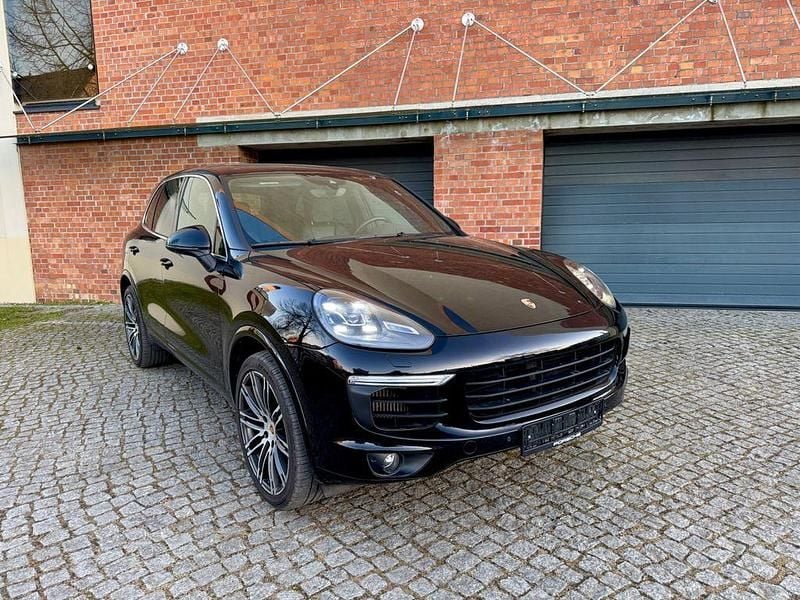 Gebraucht Porsche Cayenne 262 PS (192 kW) 2015 Schwarz SUV