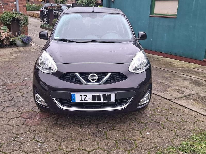 Gebraucht Nissan Micra Acenta 80 PS (58 kW) 2017 Violett Kleinwagen