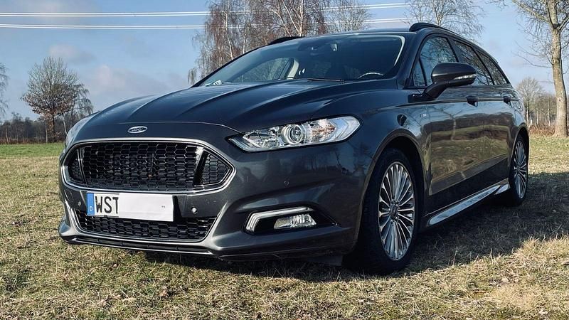 Gebraucht Ford Mondeo ST 150 PS (110 kW) 2017 Grau Kombi