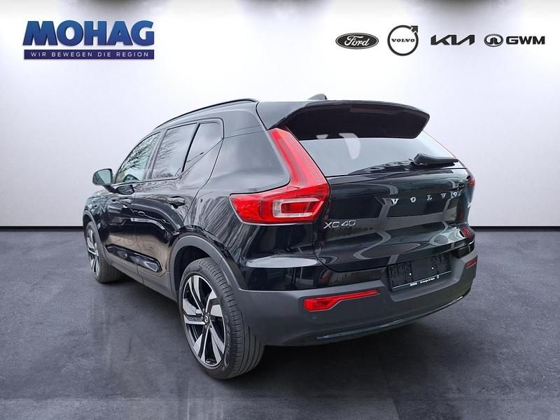Gebraucht Volvo XC40 Ultimate 197 PS (144 kW) 2023 Schwarz SUV