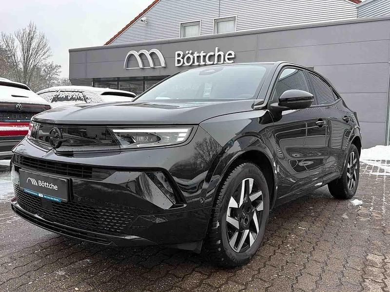 Gebraucht Opel Mokka 131 PS (96 kW) 2025 Lackierung schwarz perla nera/typ aussenverkleidung metalliclackierung SUV