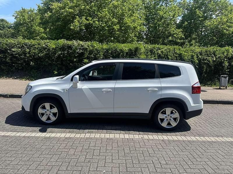 Gebraucht 2012 Chevrolet Orlando Van / Kleinbus | 3.700 € (Superpreis) - Bild 1/4