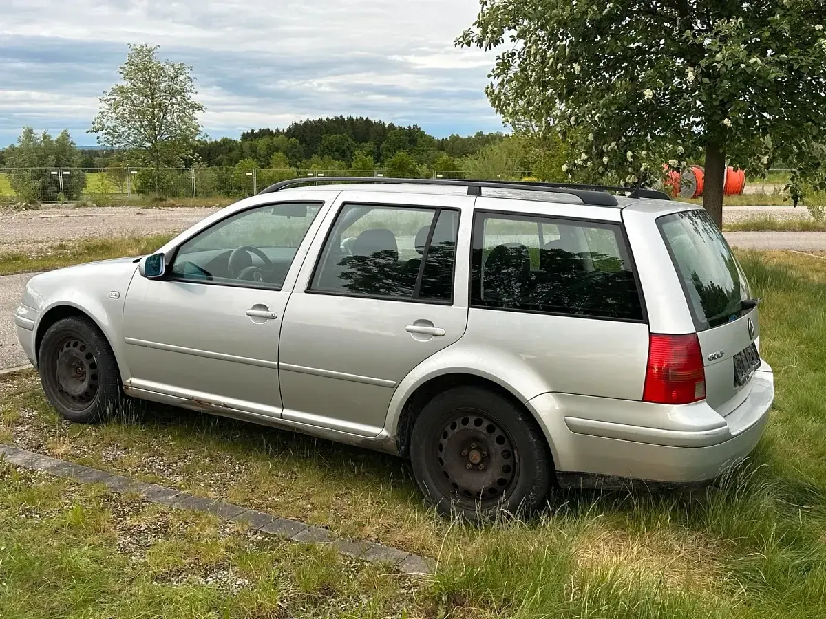 Gebraucht VW Golf IV 116 PS (85 kW) 2001 Silber Kombi