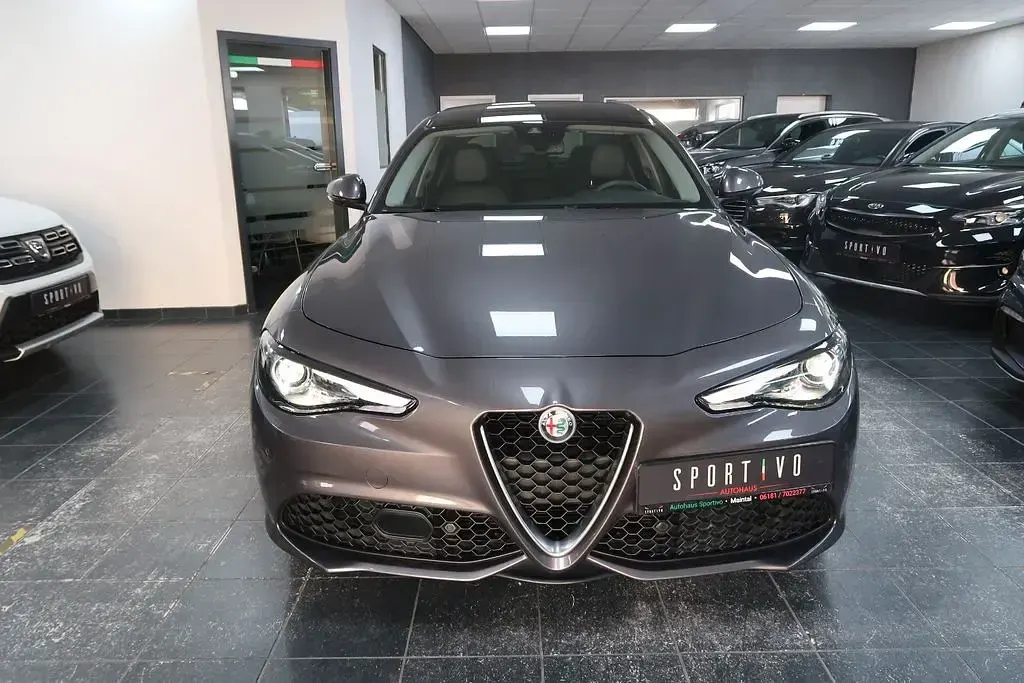 Gebraucht Alfa Romeo Giulia Veloce 209 PS (153 kW) 2018 Grau Limousine