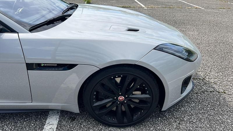 Gebraucht Jaguar F-Type R-Dynamic 381 PS (280 kW) 2020 Grau Cabrio