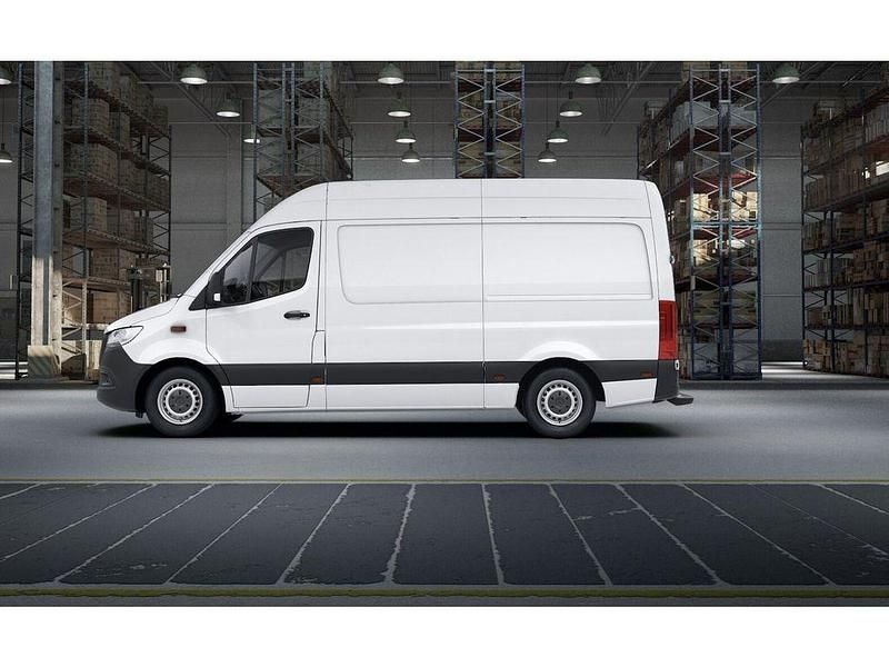 Gebraucht Mercedes Sprinter 170 PS (125 kW) 2021 Arktikweiß Van