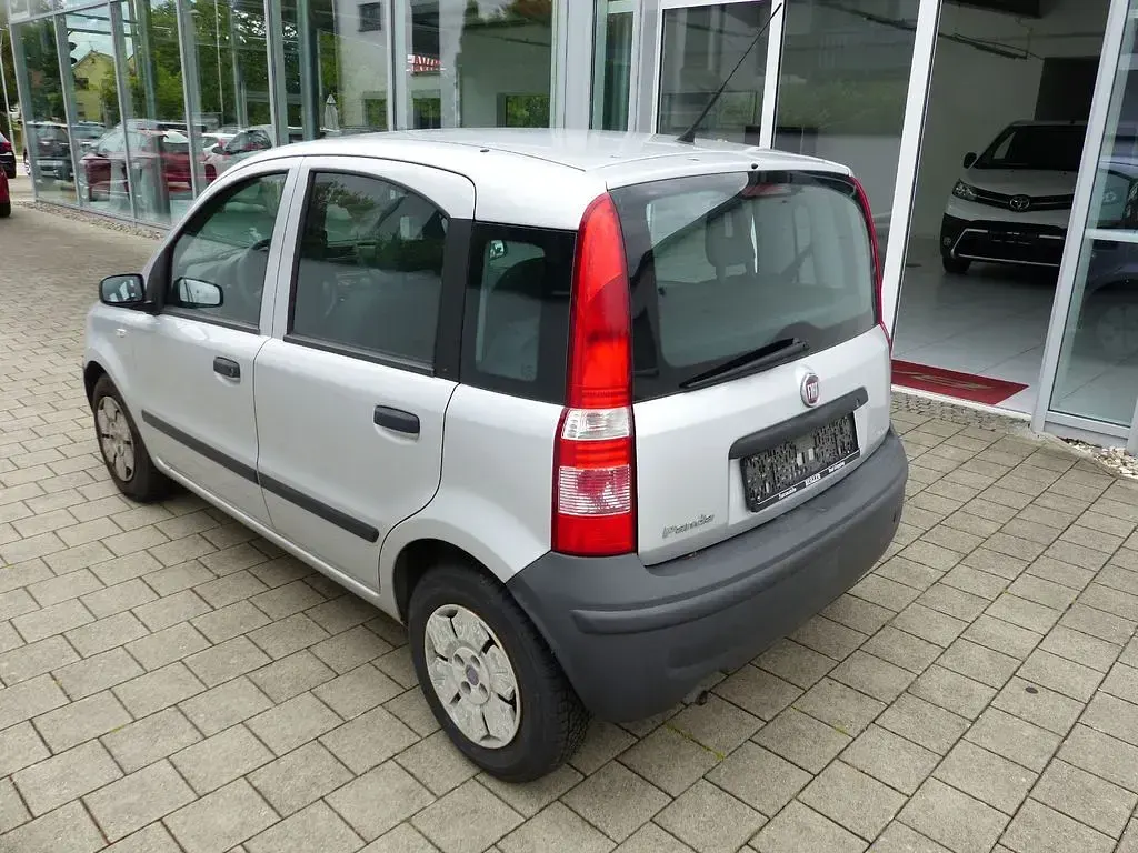 Gebraucht Fiat Panda Active 54 PS (39 kW) 2009 Silber Kleinwagen