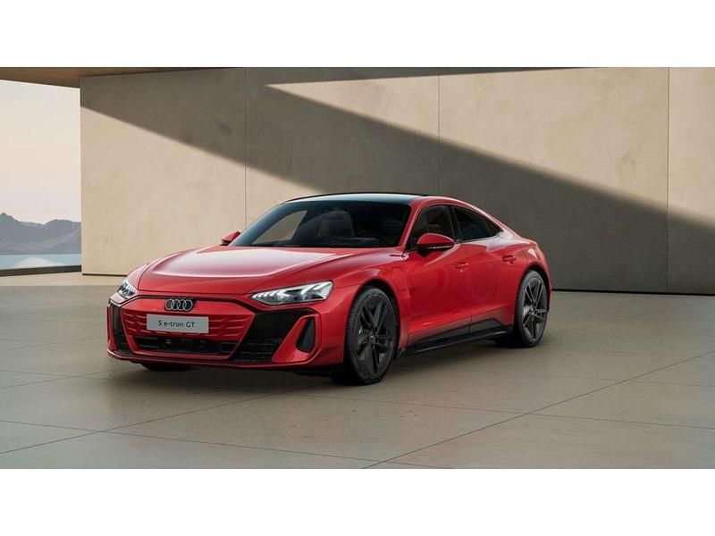 Gebraucht Audi e-tron GT quattro Sport 434 kW (591 PS) 2024 Rot Limousine