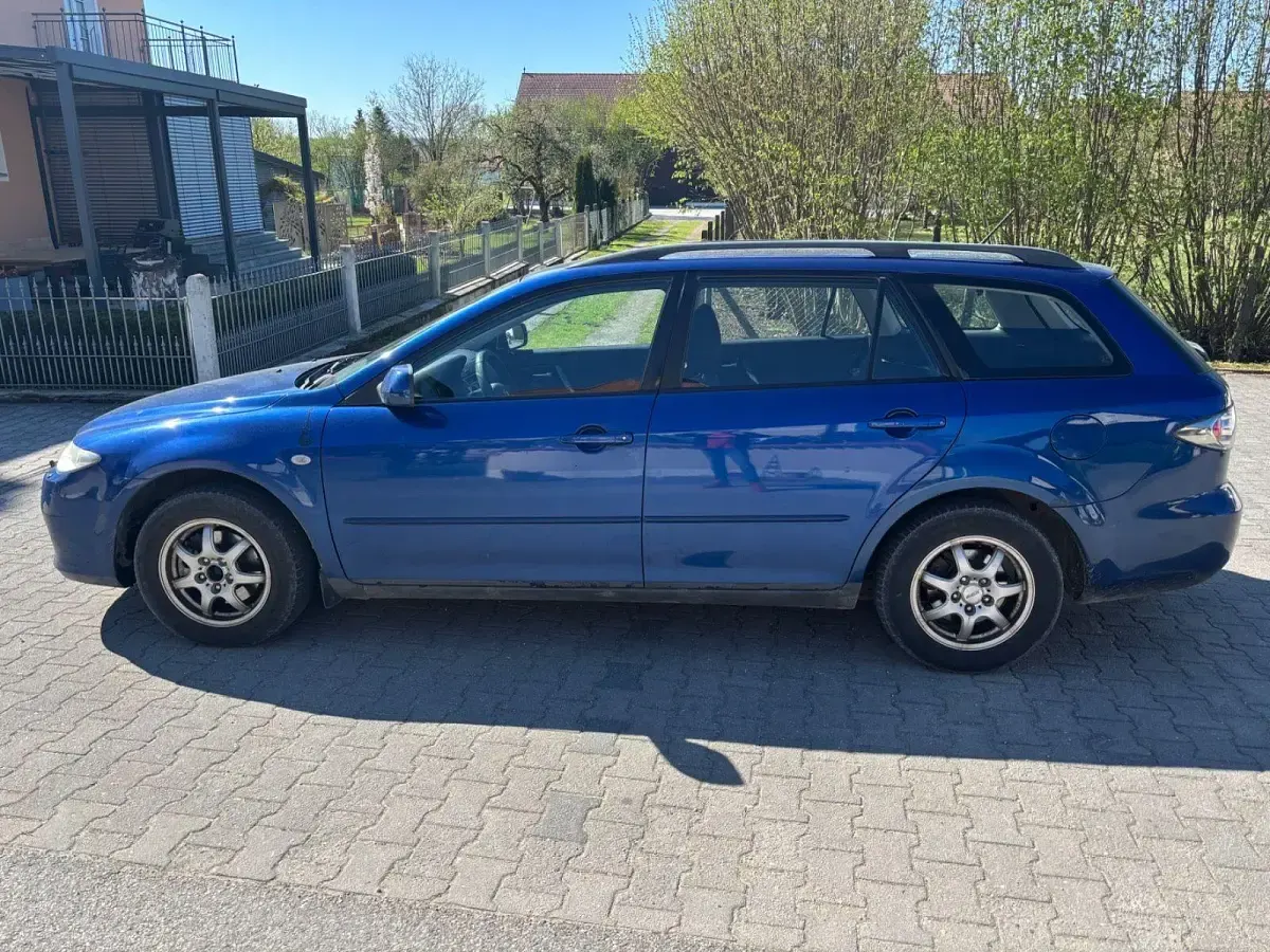 Używany Mazda 6 Active 143 KM (105 kW) 2008 Niebieski Kombi