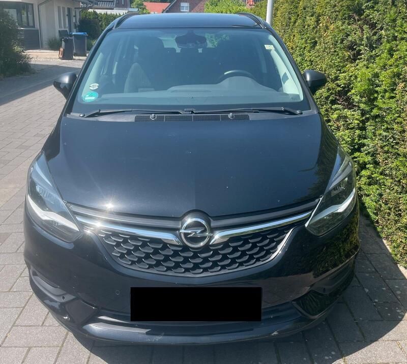 Schwarz Gebraucht 2016 Opel Zafira Tourer Edition Van / Kleinbus | 9.250 € (Fairer Preis) - Bild 1/4