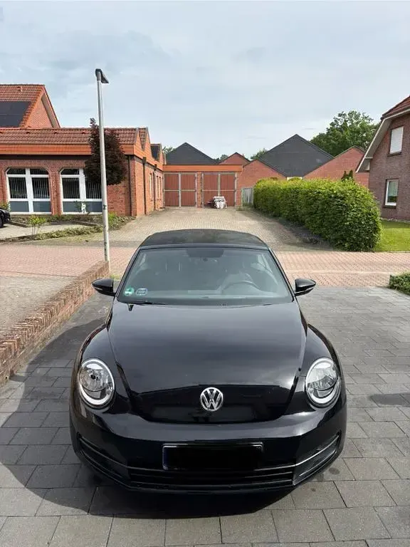 Gebraucht VW Beetle 105 PS (77 kW) 2016 Schwarz Kleinwagen