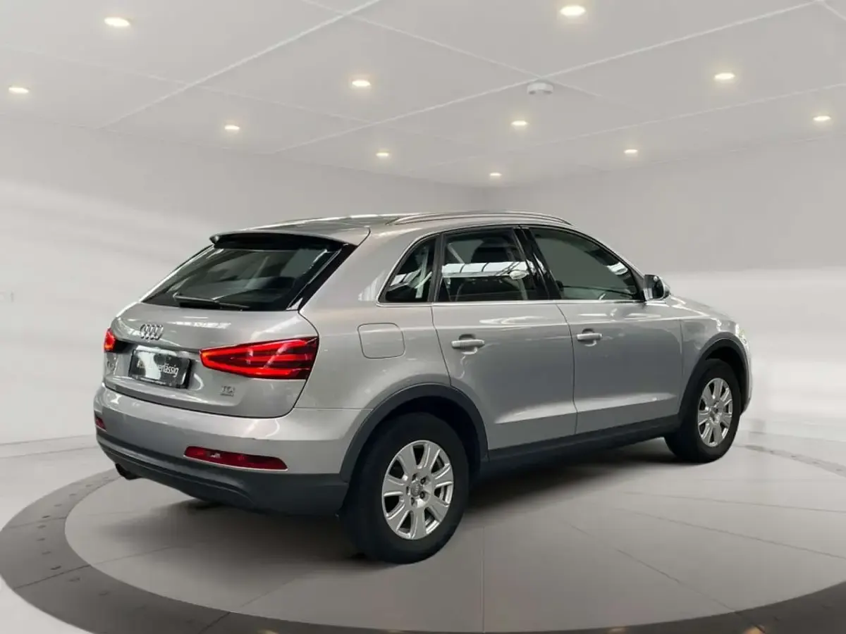 Gebraucht Audi Q3 Advanced 140 PS (102 kW) 2014 Grau SUV