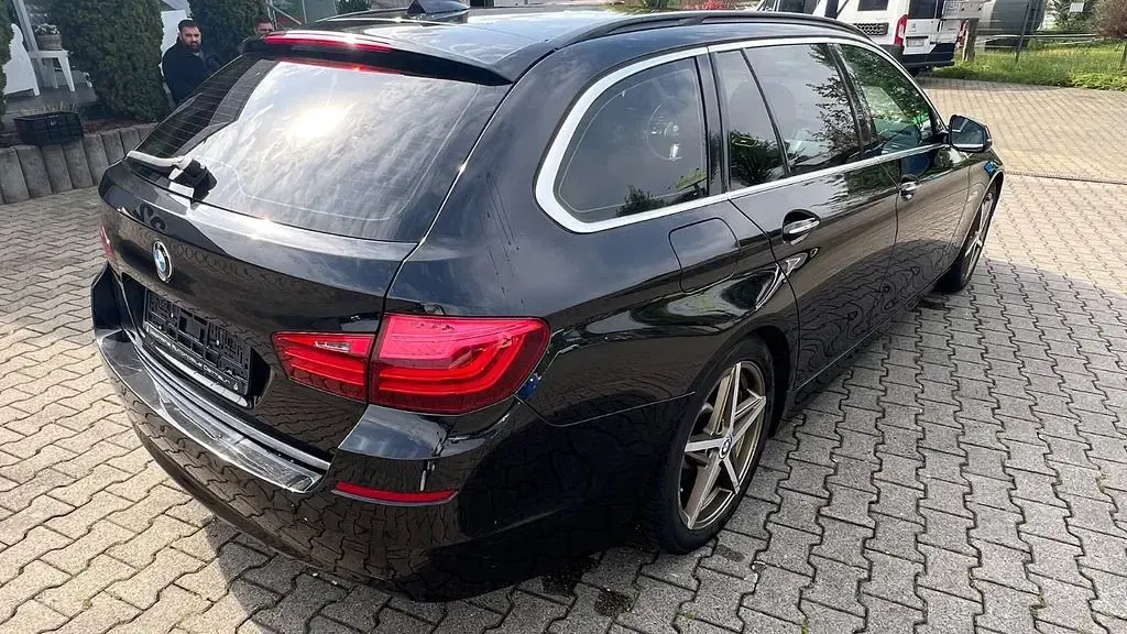 Gebraucht BMW 520 Performance 190 PS (139 kW) 2017 Schwarz Kombi