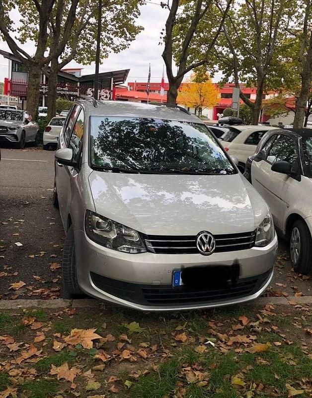 Silber Gebraucht 2011 VW Sharan Style Van / Kleinbus | 11.000 € (Fairer Preis) - Bild 1/4