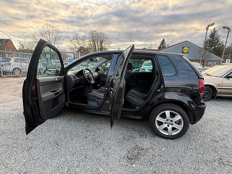 Gebraucht VW Polo 80 PS (58 kW) 2009 Schwarz Kleinwagen