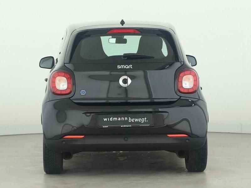 Gebraucht Smart ForFour Electric Drive 60 kW (82 PS) 2019 Karosserie in black Limousine