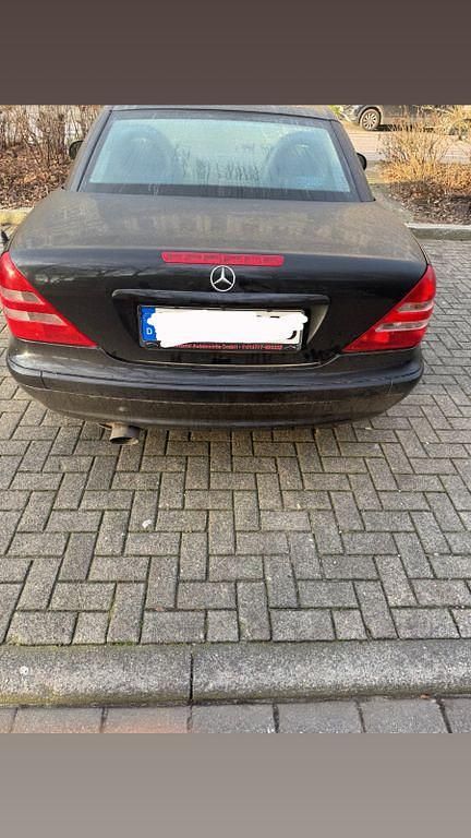 Gebraucht Mercedes SLK200 163 PS (119 kW) 2002 Schwarz Cabrio