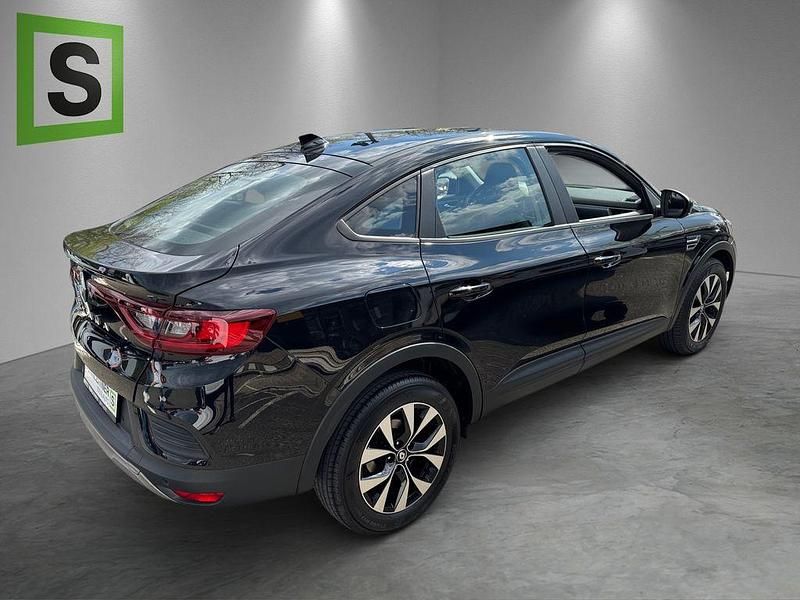 Gebraucht Renault Arkana Equilibre 140 PS (102 kW) 2023 Schwarz SUV