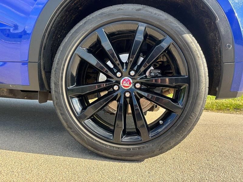 Gebraucht Jaguar E-Pace R-Dynamic 250 PS (183 kW) 2019 Blau SUV