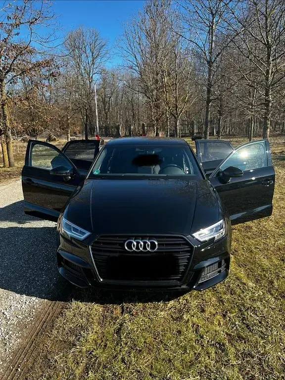 Gebraucht Audi A3 Sport 150 PS (110 kW) 2019 Schwarz Limousine
