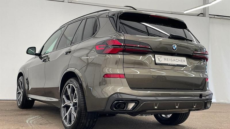 Neu BMW X5 Efficient Dynamics 286 PS (210 kW) 2026 Manhattan metallic SUV