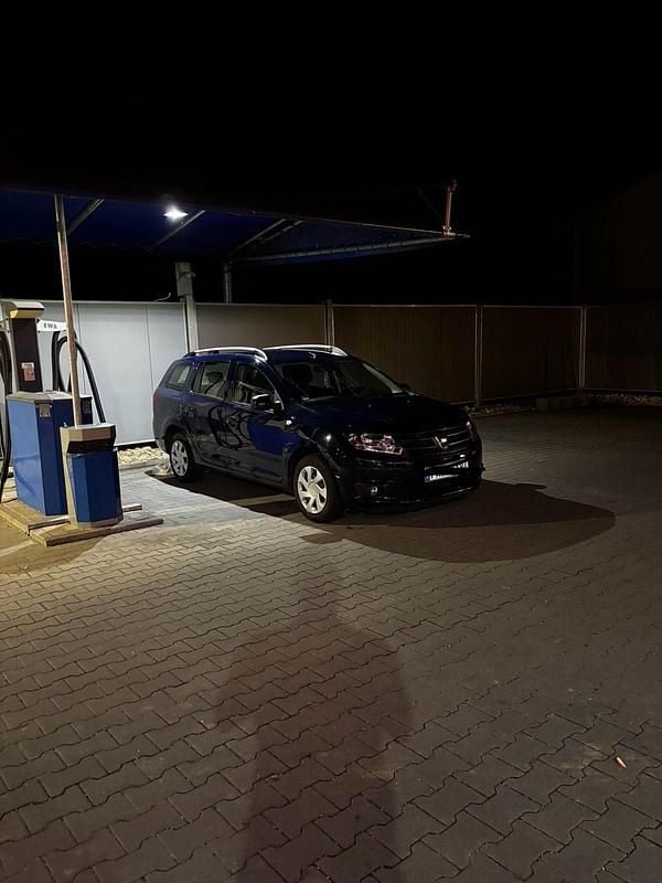 Blau Gebraucht 2015 Dacia Logan MCV Kombi | 4.799 € (Fairer Preis) - Bild 1/4