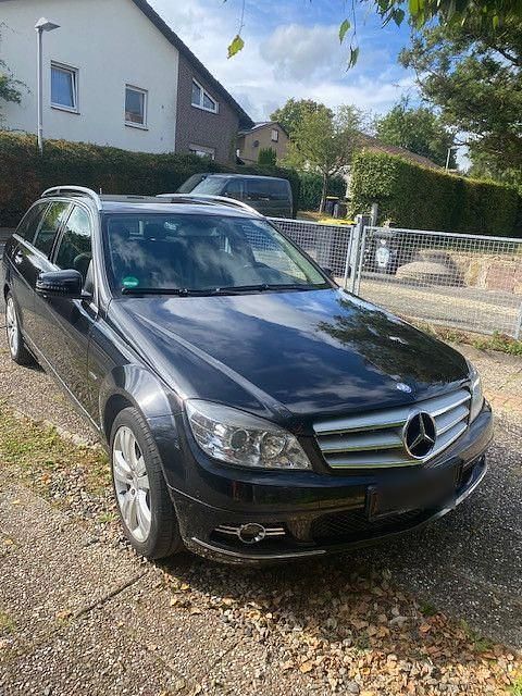 Schwarz Gebraucht 2008 Mercedes C180 Avantgarde Kombi | 2.900 € (Guter Preis) - Bild 1/4
