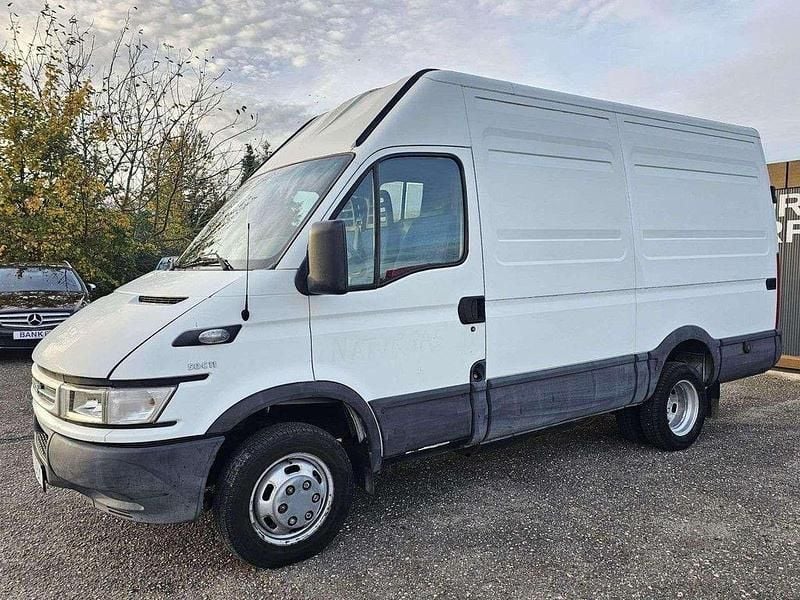 Gebraucht Iveco Daily 106 PS (77 kW) 2006 Weiß Van