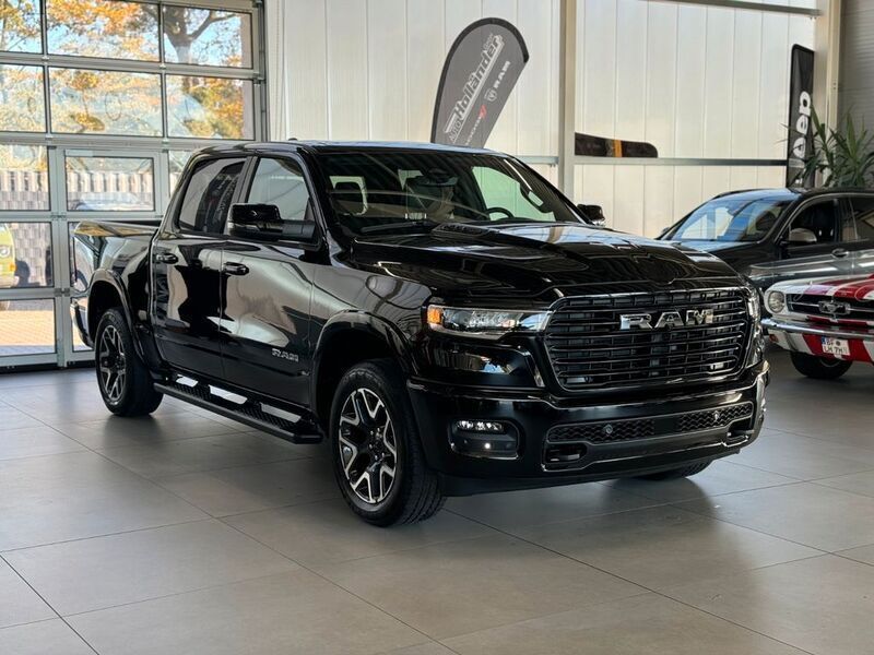 Gebraucht Dodge Ram 420 PS (308 kW) 2024 Schwarz Pickup