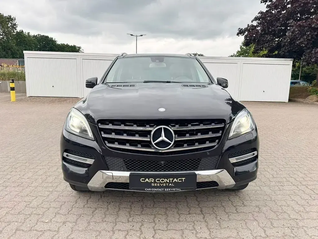 Gebraucht Mercedes ML350 258 PS (189 kW) 2014 Schwarz SUV