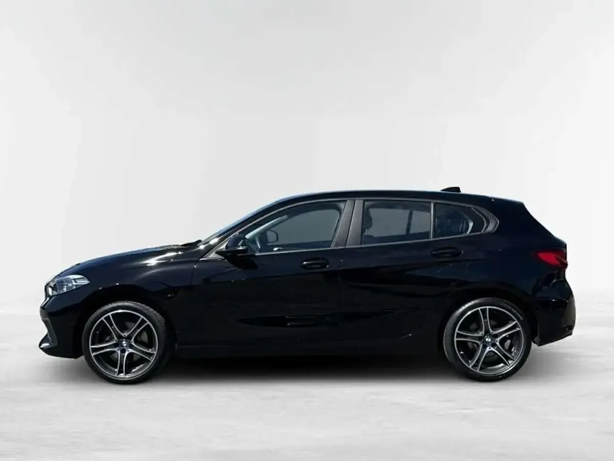 Gebraucht BMW 118 Advantage 140 PS (102 kW) 2023 Schwarz Kleinwagen