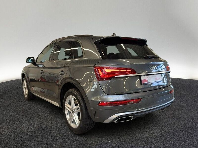 Gebraucht Audi Q5 Ambiente 204 PS (150 kW) 2022 Daytonagrau perleffekt SUV